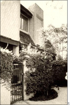 The condo that Vicki and Marvin moved into in Studio City