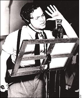 Orson Welles does radio