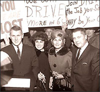 Hoffa with wife and family at Teamster rally (CORBIS)