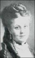 Kitty Flynn (Katherine Sanford)