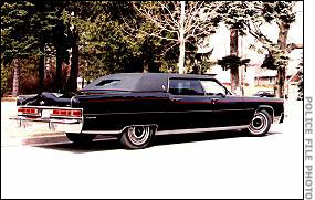 A 1974 similar Lincoln Continental.
