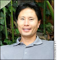 Roger Lim as Lon Kim