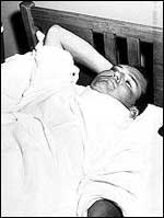 Sheppard in the hospital (CORBIS)